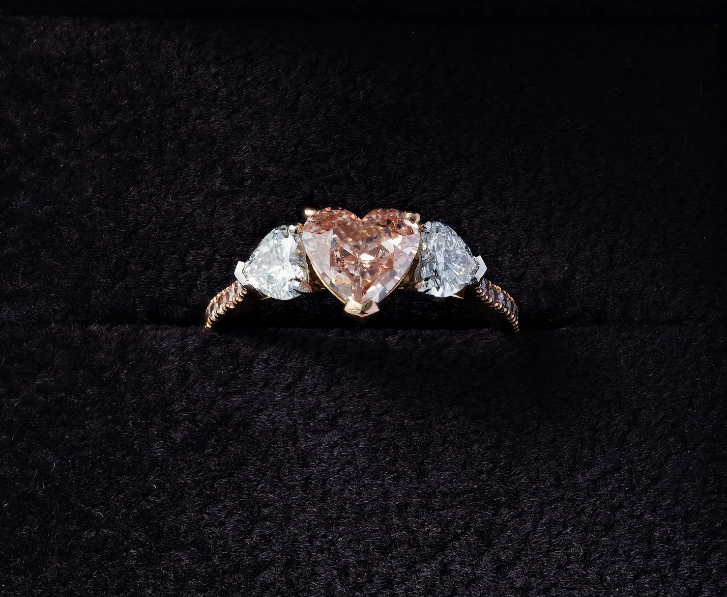 Fancy pink heart-cut diamond ring